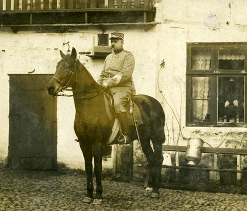 Peter Madsen Kjær on his horse